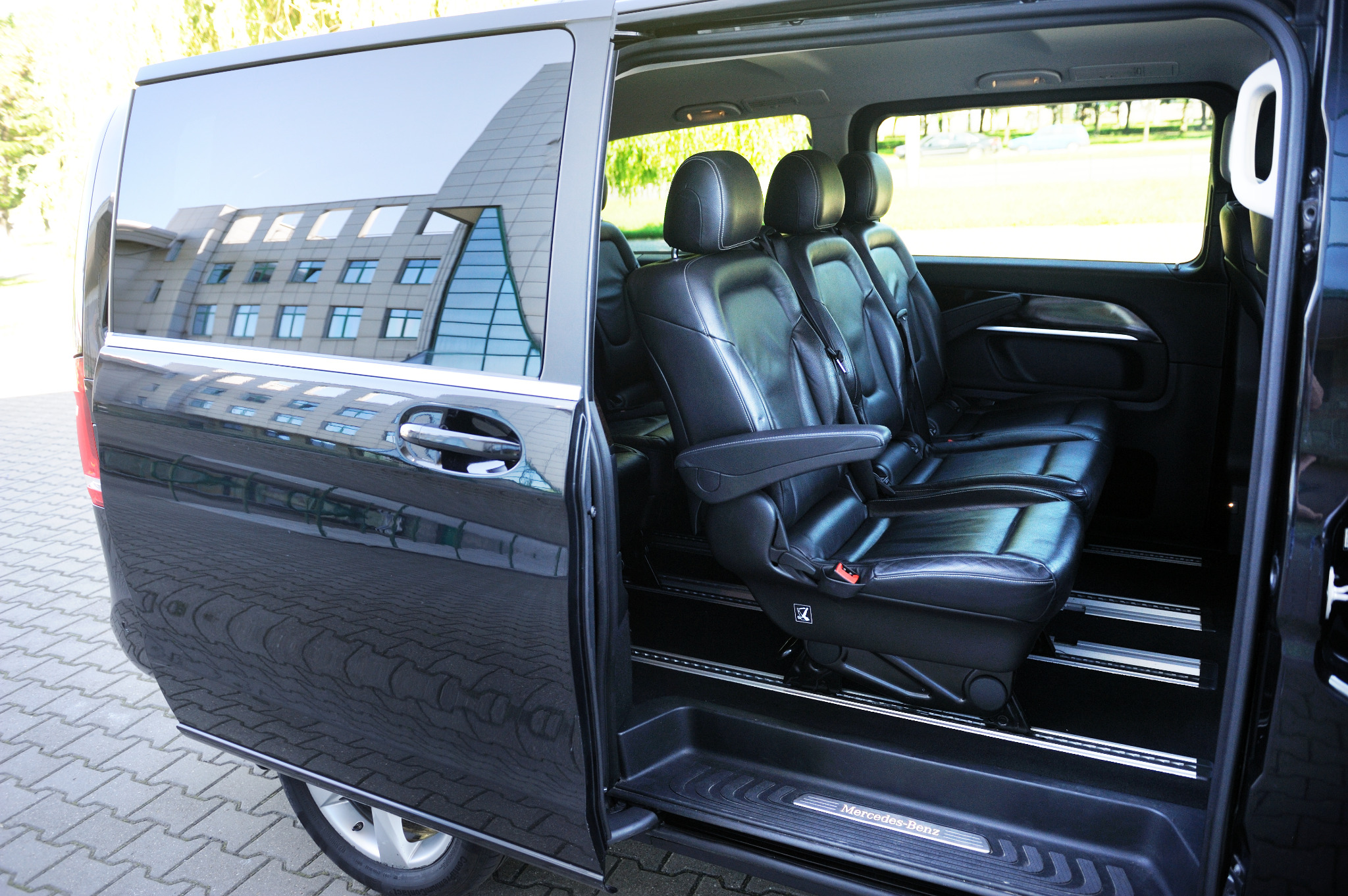 Wnętrze Mercedesa V-Class w układzie 3+3